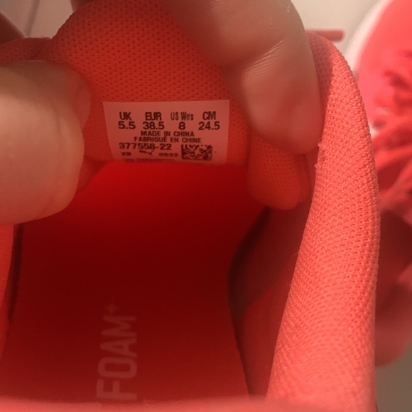 NIB - Women’s Pink Puma Twitch Runner - Picture 6 of 9